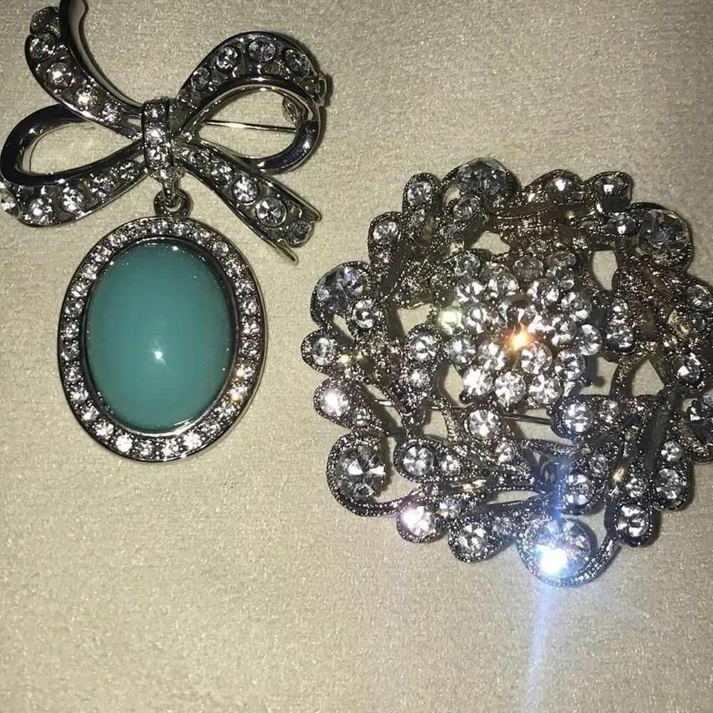 Crystal Brooch Set!! - Picture 4 of 8